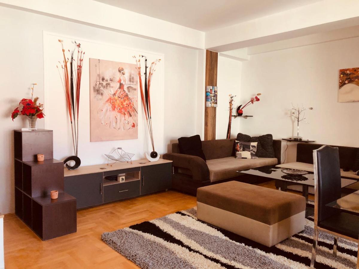 Apartments Near City Center Üsküp Dış mekan fotoğraf