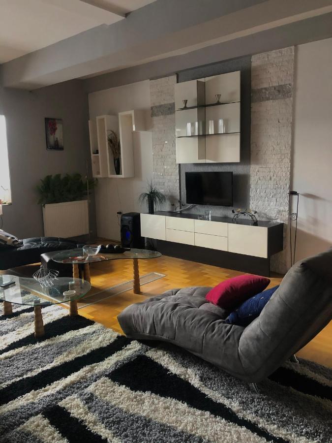 Apartments Near City Center Üsküp Dış mekan fotoğraf
